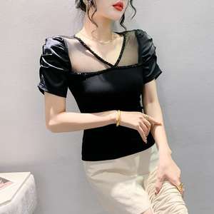 Été Nouveau Design <span class=keywords><strong>Original</strong></span> <span class=keywords><strong>Chic</strong></span> Sexy Mesh Stitching V-neck Heavy Industry Beads Puff Sleeve Fashionable T-<span class=keywords><strong>shirt</strong></span> - Product Image 3