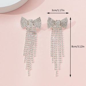 Pendientes Largos con Diseño de Mariposa Estilo Coreano, Borla, Diamantes de Imitación y Cadena de Garra, Estilo Europeo Americano - Product Image 2