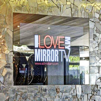 Miroir en verre trempé bidirectionnel bronze 70 % réfléchissant, résistant aux rayures, facile à nettoyer pour chambre, salle de bain, hôtel, intimité