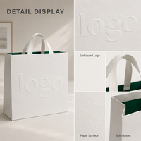 Bolsa de Regalo de Papel de Arte de Lujo con Logotipo Grabado Personalizado y Asas de Listón para Galería de Arte y Empaque de Regalos Premium