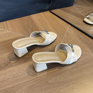 Sandales à talons hauts ouvertes d'été QuiteS, talons épais, chaussures décontractées, sexy et élégantes pour femmes - Product Image 3