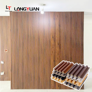 <span class=keywords><strong>Bois</strong></span> de style moderne Design alternatif pour l'intérieur Revêtement mural cannelé <span class=keywords><strong>en</strong></span> <span class=keywords><strong>bois</strong></span> composite WPC Panneau mural intérieur <span class=keywords><strong>en</strong></span> lattes <span class=keywords><strong>en</strong></span> PVC - Product Image 1