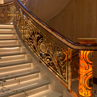 Rampe sculptée en laiton style Cour Royale, plaque de cuivre massif découpée et gravée, design intérieur en aluminium de luxe, applications d'escalier haut de gamme