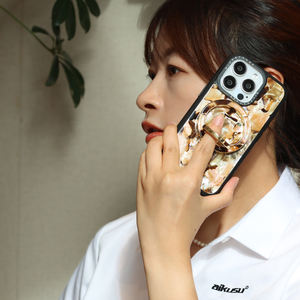 Support de téléphone portable en nacre dorée - Product Image 4