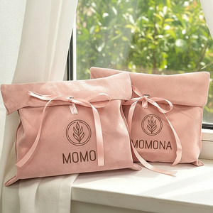 Pochette en velours rose écologique avec logo personnalisé, enveloppe anti-poussière, sac en tissu de velours avec soie pour emballage cadeau - Product Image 1