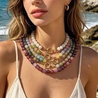 Colliers de haute qualité en acier inoxydable avec perles de verre colorées et fermoir marin, bijoux fins et élégants pour femmes