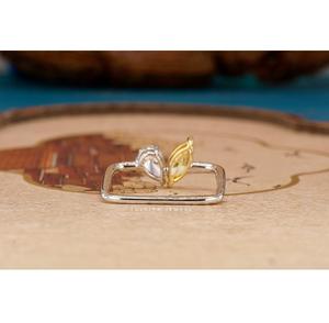 แหวนเพชรผู้หญิงทรงลูกแพร์สุดหรู เครื่องประดับแฮนด์เมดที่เหนือกาลเวลา เพชรระยิบระยับ ดีไซน์คลาสสิก เหมาะสำหรับการหมั้น - Product Image 5