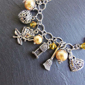 Pulsera Personalizada de Perlas Doradas <span class=keywords><strong>y</strong></span> Cristales con Diseño de <span class=keywords><strong>La</strong></span> <span class=keywords><strong>Bella</strong></span> <span class=keywords><strong>y</strong></span> <span class=keywords><strong>la</strong></span> <span class=keywords><strong>Bestia</strong></span> - Joyería Fina con Proceso Aplicado a Acero Inoxidable - Product Image 2