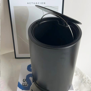 <span class=keywords><strong>Cubo</strong></span> de <span class=keywords><strong>basura</strong></span> de plástico delgado de <span class=keywords><strong>5</strong></span> <span class=keywords><strong>litros</strong></span> de alta calidad con Pedal de pie <span class=keywords><strong>Cubo</strong></span> de almacenamiento tipo presión para el hogar Cocina Hotel Baño Uso - Product Image 4