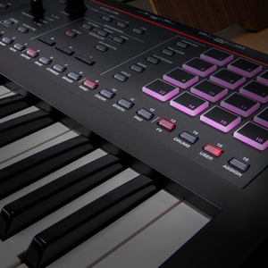 Synthétiseur Roland FANTOM, FANTOM-06, FANTOM-07, FANTOM-08, clavier 88 touches, moteur ZEN-Core avec plus de 3500 sons intégrés - Product Image 4