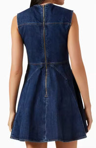 فستان دينيم نسائي أنيق صيفي كاجوال قصير بقصة A-line بتصميم عتيق مع حزام بدون أكمام بأزرار أمامية وشعار فيفيون أرتيكوليشن - Product Image 5