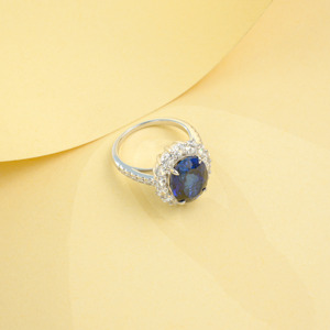 แหวนเงิน 925 ประดับไพลินทรงวงรี ดีไซน์หรูหราสำหรับผู้หญิง - Product Image 2