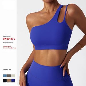 <span class=keywords><strong>Soutien</strong></span>-<span class=keywords><strong>gorge</strong></span> de <span class=keywords><strong>sport</strong></span> Nude Feel avec une épaule conception irrégulière haut de yoga léger grande taille froncé <span class=keywords><strong>soutien</strong></span> antichoc <span class=keywords><strong>soutien</strong></span>-<span class=keywords><strong>gorge</strong></span> intégré - Product Image 1