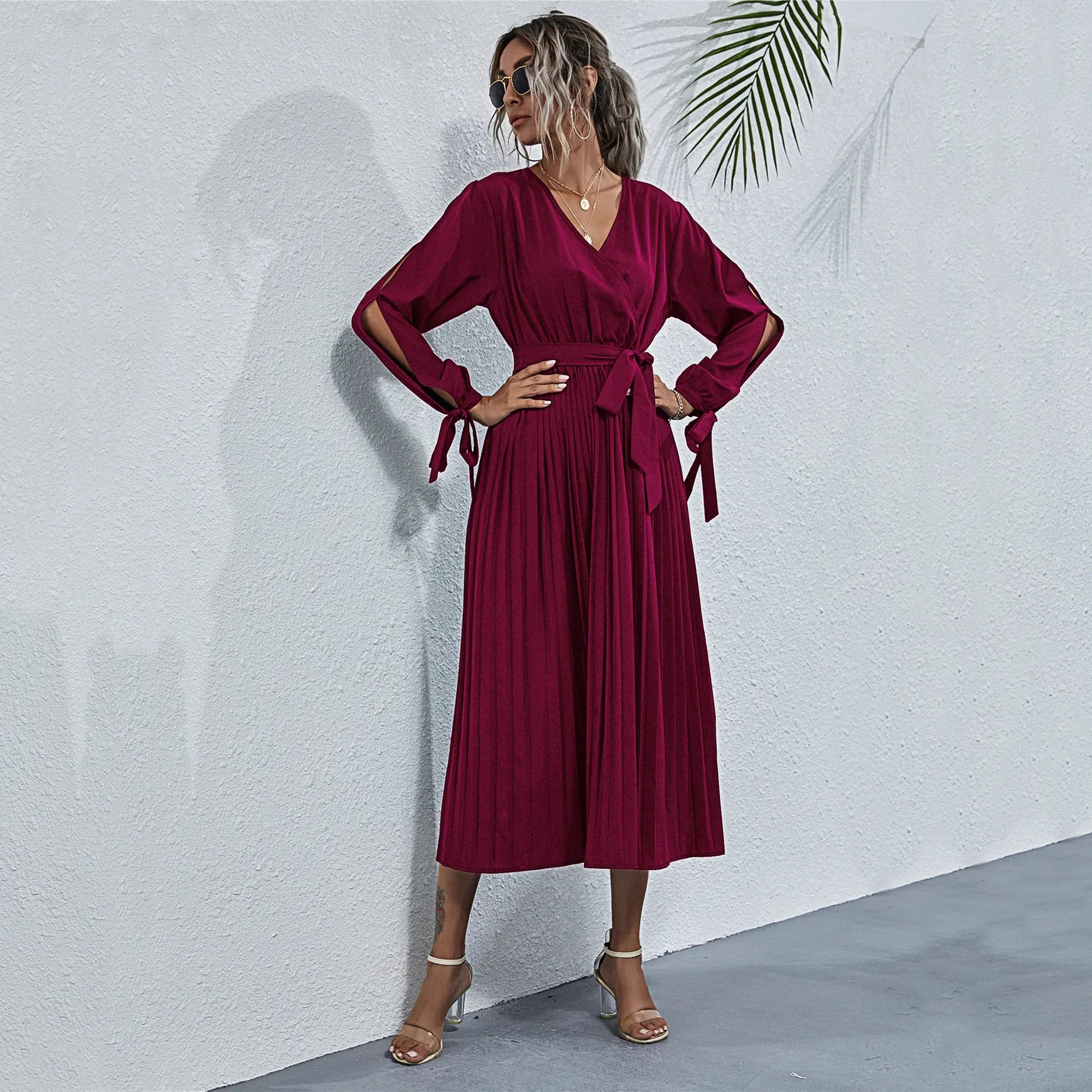 2021 cross-border fashion formal wear casual plus size solid color long-sleeved V-neck hollow pleated women dress
