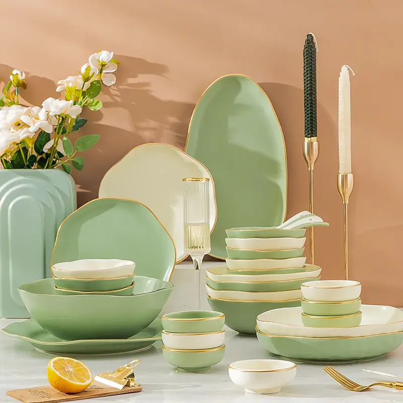 Nordic Porcelana Louça Household Luxo Dinner Ware Placa Verde e Bowl Set Pratos Cerâmicos Louça com Gold Rim