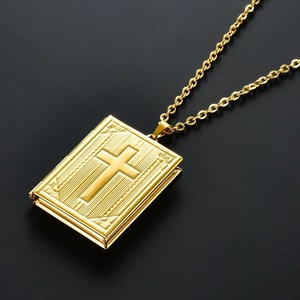 Collier pendentif médaillon porte-photo en acier inoxydable pour hommes et femmes, forme livre, motif croix, ouvrable, bijou commémoratif, cadeau - Product Image 5