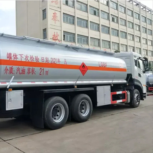 Camión Cisterna de Combustible Manual DONGFENG 20000L Nuevo 6*4 con Motor Diésel Móvil para Almacenamiento de Gasolina - Product Image 3