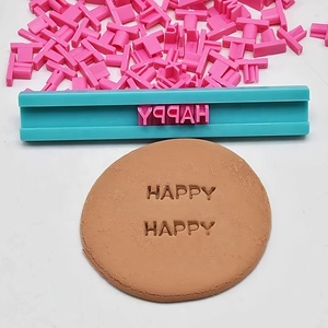 Emporte-Pièce Chiffre et <span class=keywords><strong>Lettre</strong></span> Alphabet Wanlihao, Tampon Gaufrage Fondant Biscuit Pâtisserie - Product Image 5