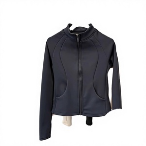 Camiseta ecuestre de manga larga para mujer, forrada de lana, transpirable, de spandex/poliéster, con cremallera completa, bolsillos laterales y diseño con orificios para los pulgares. - Product Image 2