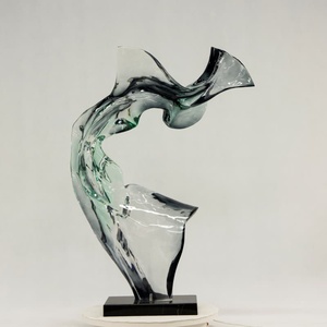 Customizable Handmade Decoration Sculpture Resin Crafts Sculpture Light Blue Transparent Resin Decoration