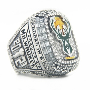 Linghu 2021 personnalisé hommes jeunesse sport basket-ball réplique anneaux affichage <span class=keywords><strong>boîte</strong></span>-cadeau classique avec <span class=keywords><strong>Milwaukee</strong></span> Bucks championnat - Product Image 3