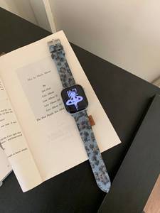 Bracelet de montre en denim imprimé léopard rétro Upro pour Apple Watch Series 10 9 8 7 6 5 SE Ultra 2, bracelet iWatch élégant et luxueux en tissu - Product Image 4