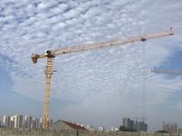 Repuestos para Grúa Torre Sin Plataforma (Topless) de 10T y 70M para Construcción, Cámara, Control Remoto, Joystick, PLC HS7020P - Precio de Fabricante