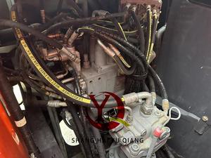 Excavadora usada de buen rendimiento Hitachi ZX130 13 toneladas CE EPA con bajas horas de trabajo a la venta - Product Image 5