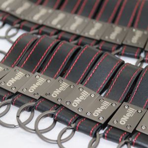 Correa Llavero de Cuero PU Duradero Personalizado con Logo Estampado en Caliente, Llavero de Muñeca Estilo Vintage y Sencillo - Product Image 4