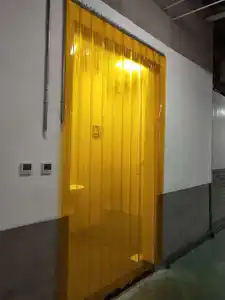 Prezzo di fabbrica impianto di trasformazione alimentare Pvc striscia di tenda rotolo giallo Pvc tenda