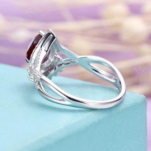 แหวนแต่งงานวินเทจทรงลูกแพร์เงินแท้ 925 ชุบทองคำสีกุหลาบ ประดับด้วยอเล็กซานไดรต์ ชุดแหวนหมั้น - Product Image 4