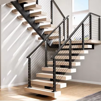 Escalier intérieur moderne en bois sur mesure, à poutre droite, cantilever avec garde-corps à câbles, marches en bois pour intérieur