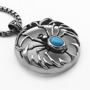 Yunnique – collier avec pendentif araignée en acier inoxydable, incrustation de turquoise, bijoux de mode de style punk - Product Image 4
