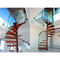 Caoutchouc escalier en bois avec escalier en colimaçon plié escalier intérieur