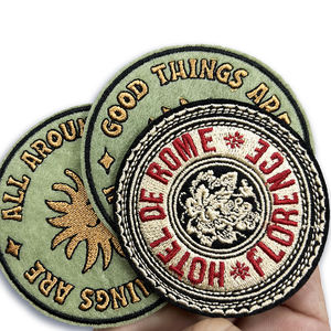 カスタム刺繍パッチ、シェニールスパンコール、アイロン接着、ベルクロキーホルダー、縫製、レーザーロゴバッジ、帽子、バッグ、衣類用アップリケ - Product Image 4