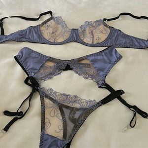 Châu Âu Và Mỹ Sexy Của Phụ Nữ Đồ Lót Thiết Lập Hoa Ren Lưới Trong Suốt Áo Ngực Sang Trọng Khiêu Dâm Xem Qua Thiết Kế - Product Image 5