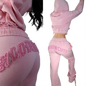 Ensemble de survêtement décontracté pour femme, personnalisé, OEM, de haute qualité, uni, court, respirant, coupe régulière avec capuche zippée - Product Image 1