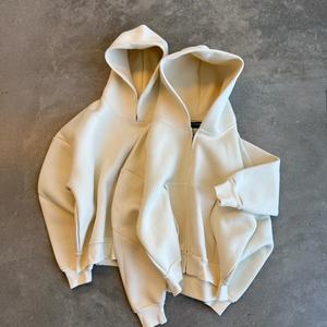 ชุดเซ็ตสตรีทแวร์โอเวอร์ไซส์ เสื้อฮู้ดดี้ทรงบ็อกซี่ กางเกงขายาว 2 ชิ้น ชุดวอร์มพิมพ์ลายสำหรับฤดูหนาว ยูนิเซ็กซ์ คุณภาพสูง ผ้าฝ้ายหนา ชุดแทรคสูทผู้ชาย - Product Image 3