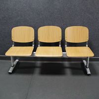 Maßgefertigte Gepolsterte Sessel Dreisitzer Stapelbare Reihensitzgelegenheiten Krankenhaus-Wartestühle Lobby-Türbänke Lange Sofas