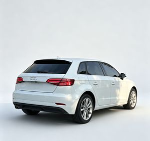 <span class=keywords><strong>Audi</strong></span> <span class=keywords><strong>A3</strong></span> 35 TFSI Sportback 2018 en Oferta |   Motor 1.4T de Bajo Consumo con Techo Panorámico y Luces LED - Product Image 4