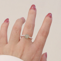 Handgemachter Ring Natürliche Hetian Jade Perlen 925 Sterling Silber Perlen verblassen nicht elastischen Ring