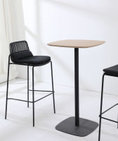 Prix d'usine Mobilier pour la maison de style nordique Café-restaurant Table et chaises de bar modernes en bois noir à haute hauteur avec cadre en métal