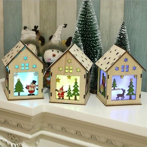 Albero di natale Incandescente Decorazioni Ciondolo Appeso Luce del LED Casa di Legno Per Gli Ornamenti di Festa di Nizza di Natale Regalo di Festival di Forniture - Product Image 6