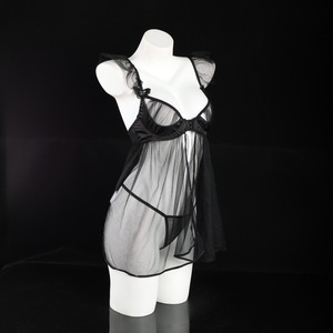 Chemise de nuit sexy en maille transparente, ajourée et respirante pour femme, sans manches, en mousseline, style uniforme - Product Image 2