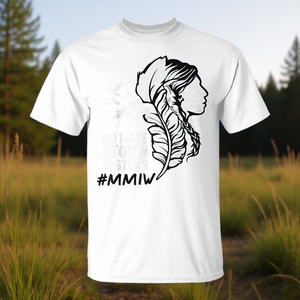 Camiseta No More Stolen Sisters MMIW Feather Justice, para Adultos, Unisex, de Algodón, Cuello Redondo, Manga Corta, para Caminar, Correr y Eventos - Product Image 2