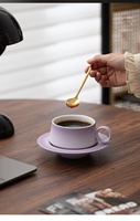 Ensemble tasse et soucoupe en céramique artisanale dégradée, style américain vintage et luxe léger, design rétro, coffret cadeau