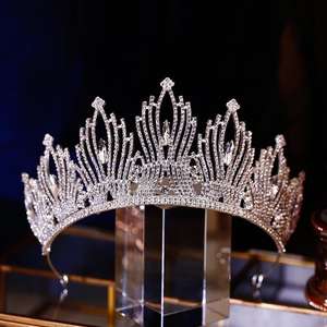 Couronne Baroque Européenne Strass Métal Alliage Cristal Mariage Couronne de Cheveux de Mariée Princesse Reine Fleur Bandeau Diadème - Product Image 1