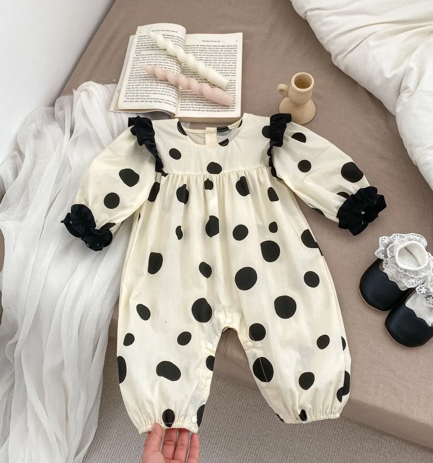 Primavera autunno pagliaccetto in cotone a pois abbigliamento neonato neonato abbigliamento per bambine a manica lunga