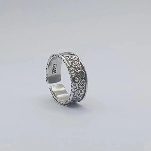 Nuovo Design alla moda anello fatto a mano in fiore di ciliegio da <span class=keywords><strong>uomo</strong></span> Vintage tailandese <span class=keywords><strong>anelli</strong></span> realizzati in argento Design nicchia originali <span class=keywords><strong>anelli</strong></span> martellati - Product Image 2
