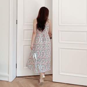 รันฉี เอ็น 8432 ชุดเดรสสายเดี่ยวพิมพ์ลายดอกไม้ขนาดพลัสไซส์ ลายดอกกุหลาบสีชมพู ชุดลำลองสำหรับผู้หญิงสวมใส่ทุกวัน - Product Image 1